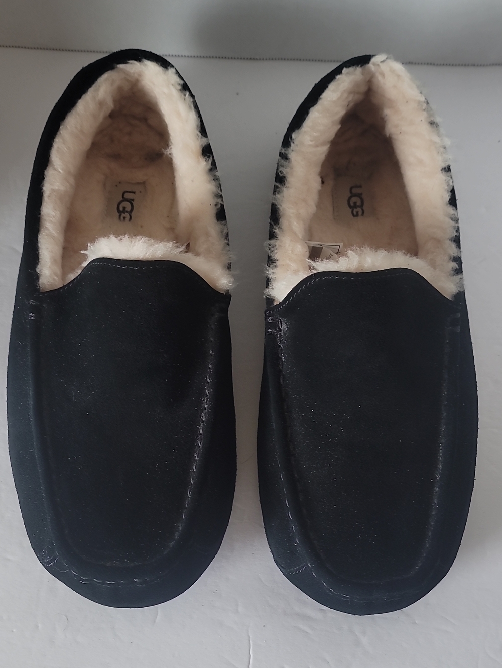 UGG Mens Black House Shoes, Size 12 EEE